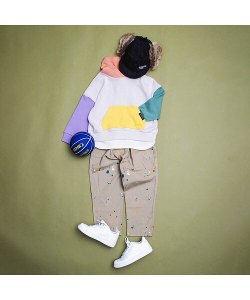 BREEZE（ブリーズ）の「WEB限定 レイヤード風フーディー（パーカー・キッズ・オレンジ/レインボー/イエロー/パープル/ブルー/グリーン/サックスブルー/ブラック/ピンク・110/100/140/120/80/130/90）」の10枚目の写真