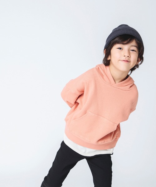 BREEZE（ブリーズ）の「WEB限定 レイヤード風フーディー（パーカー・キッズ・オレンジ/レインボー/イエロー/パープル/ブルー/グリーン/サックスブルー/ブラック/ピンク・110/100/140/120/80/130/90）」の8枚目の写真