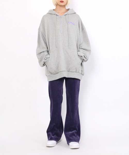 PUNYUS（プニュズ）の「コーデュロイプリーツパンツ（その他パンツ・レディース・ピンク/ブルー/ブラック/パープル・1/2/4/3）」の5枚目の写真