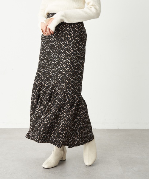 earth music&ecology(アースミュージックアンドエコロジー)の「イレヘムマーメイドスカート(スカート・レディース・ブラック/ベージュ/ドット・S/M)」の3枚目の写真