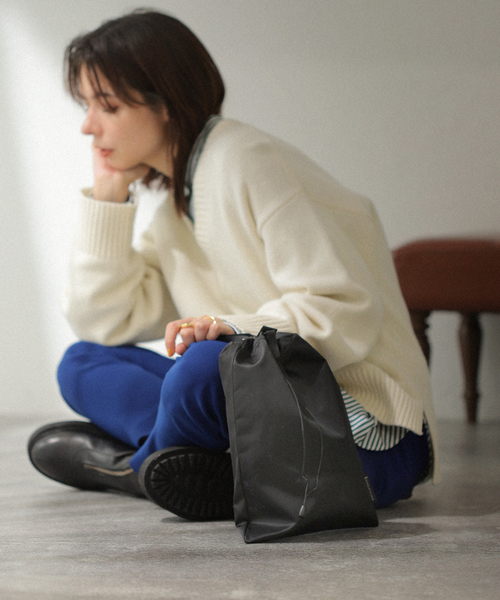 HEAD PORTER（ヘッドポーター）の「【MACKINTOSH×PORTER】 SNACK PACK POUCH MINI：バッグ（トートバッグ・レディース・ブラック・FREE）」の4枚目の写真