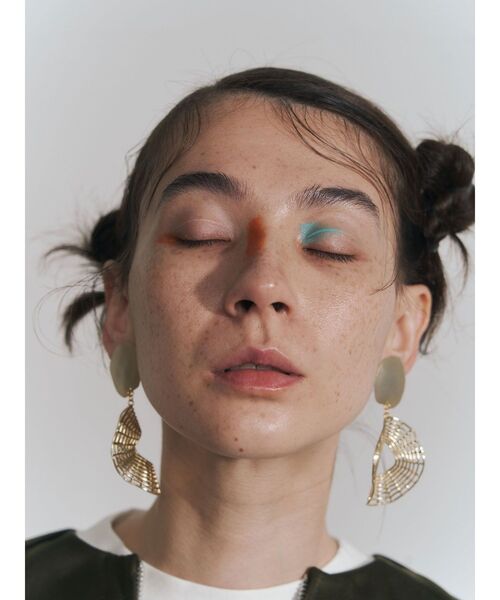 UN3D.（アンスリード）の「CURVE NET PIERCE / カーブネットピアス（ピアス（両耳用）・レディース・ゴールド/シルバー・FREE）」の7枚目の写真