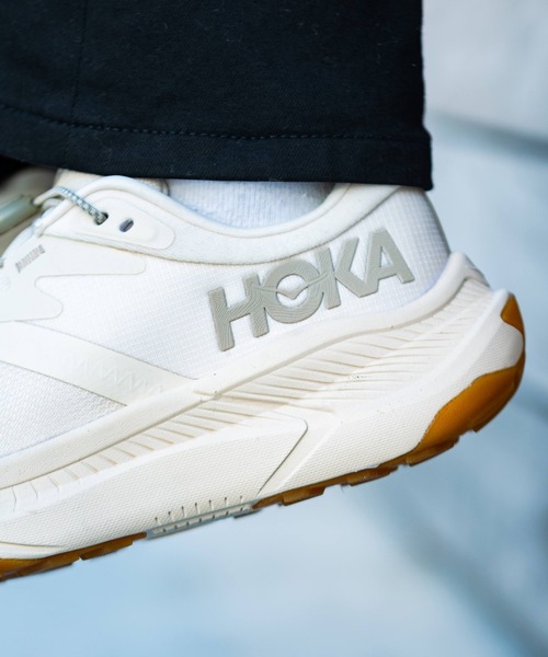 HOKA（ホカ）の「HOKA TRANSPORT / ホカ トランスポート（スニーカー