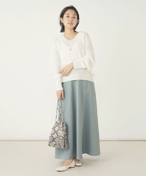 NOLLEY’S（ノーリーズ）の「《手洗い可能》ブライトツイルセミフレアスカート（スカート・レディース・ベージュ/グレイッシュブルー・38/36）」の17枚目の写真