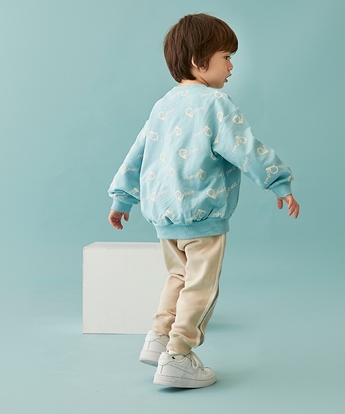 petit main（プティマイン）の「【Pen Field】総柄ミニ裏毛トレーナー（スウェット・キッズ・ライトブルー/オフホワイト・110cm/150cm/130cm/80ｃｍ/120cm/90cm/100cm/140cm）」の5枚目の写真