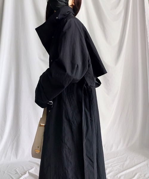 me+em select(ミームセレクト)の「※※【2WAY】オーバーサイズ スタンドカラーナイロンロングトレンチコート(トレンチコート・レディース・ベージュ/アイボリー/ブラック/ピンク・MEDIUM)」の22枚目の写真