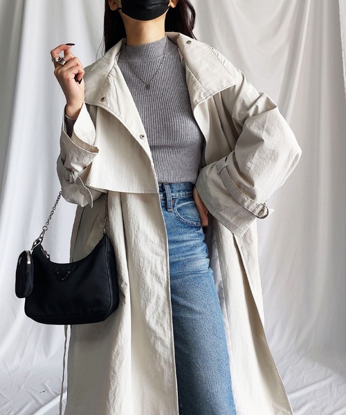 me+em select(ミームセレクト)の「※※【2WAY】オーバーサイズ スタンドカラーナイロンロングトレンチコート(トレンチコート・レディース・ベージュ/アイボリー/ブラック/ピンク・MEDIUM)」の11枚目の写真