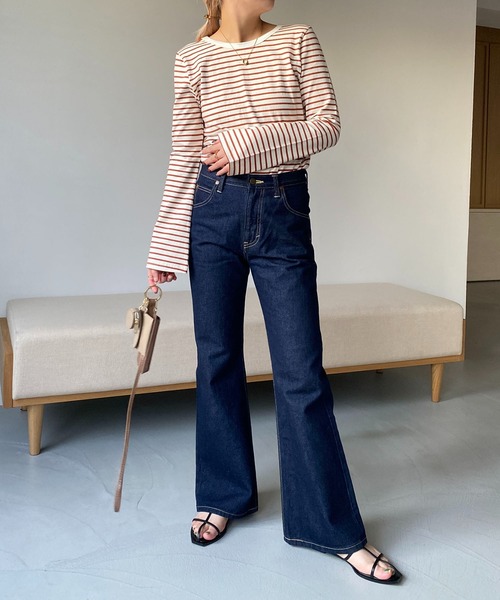 CAPRICIEUX LE'MAGE（カプリシューレマージュ）の「ボーダーフレアスリーブＴシャツ（Tシャツ/カットソー・レディース・ブラウン/ブルー/ブラック・FREE）」の7枚目の写真