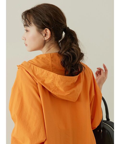 AMERICAN HOLIC(アメリカンホリック)の「撥水加工アノラックパーカー①(その他アウター・レディース・オレンジ/アイボリー/サックスブルー・M/L)」の20枚目の写真