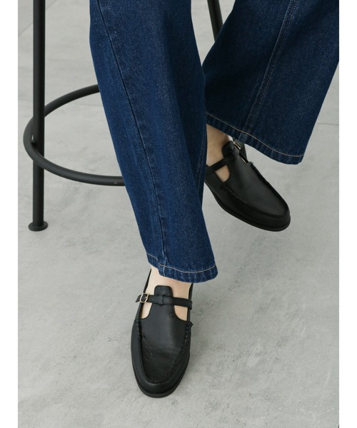 Samansa Mos2 blue（サマンサモスモスブルー）の「ローファースリッポン（ドレスシューズ・レディース・ブラック/ベージュ/オフホワイト・LARGE/MEDIUM）」の17枚目の写真