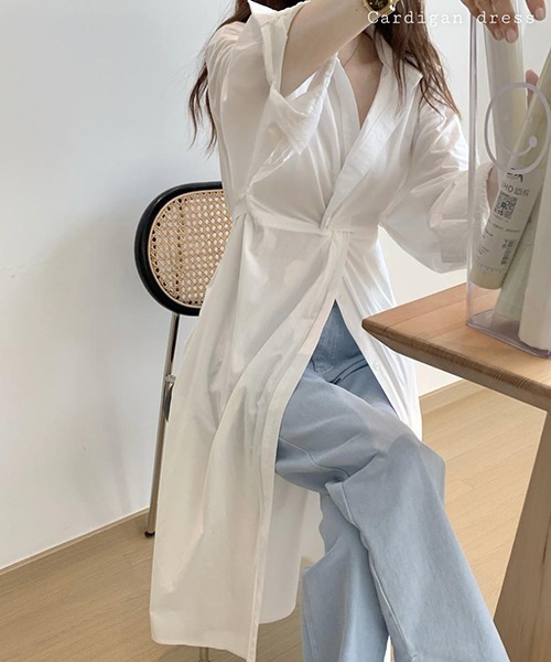 FREE STYLISTS(フリー スタイリスト)の「YUGA_YGMC センターツイスト ロングシャツワンピース(シャツワンピース・レディース・ホワイト/ライトブルー・FREE)」の12枚目の写真