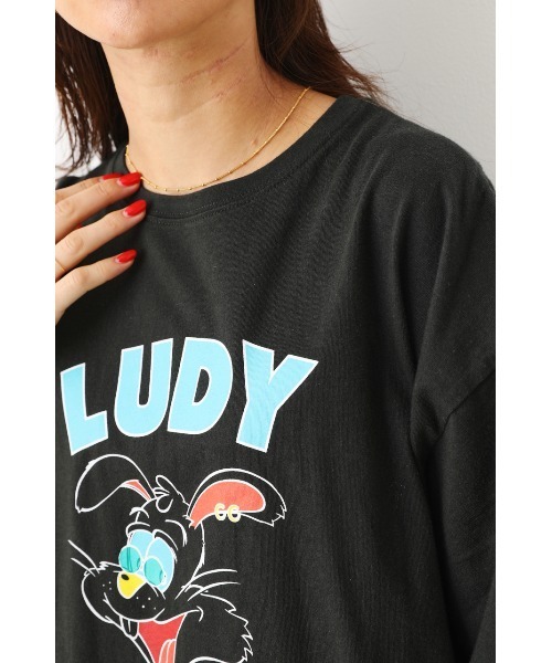 RODEO CROWNS WIDE BOWL（ロデオクラウンズワイドボウル）の「LUDY RABBIT Tシャツ（Tシャツ/カットソー・レディース・オフホワイト/チャコールグレー/ダークグリーン・FREE）」の14枚目の写真