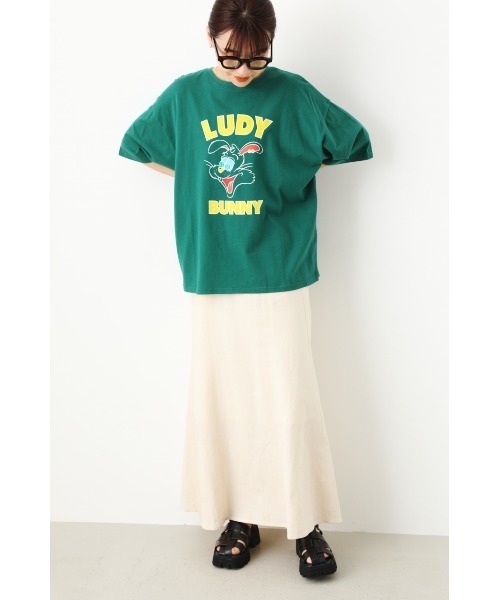 RODEO CROWNS WIDE BOWL（ロデオクラウンズワイドボウル）の「LUDY RABBIT Tシャツ（Tシャツ/カットソー・レディース・オフホワイト/チャコールグレー/ダークグリーン・FREE）」の6枚目の写真