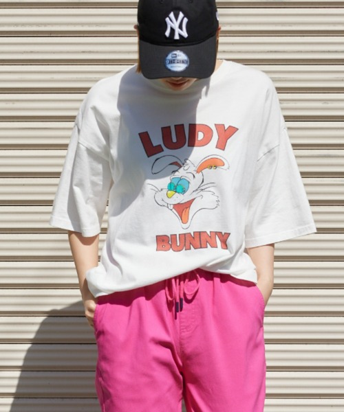 RODEO CROWNS WIDE BOWL（ロデオクラウンズワイドボウル）の「LUDY RABBIT Tシャツ（Tシャツ/カットソー・レディース・オフホワイト/チャコールグレー/ダークグリーン・FREE）」の17枚目の写真