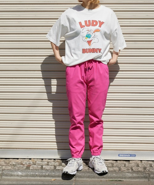RODEO CROWNS WIDE BOWL（ロデオクラウンズワイドボウル）の「LUDY RABBIT Tシャツ（Tシャツ/カットソー・レディース・オフホワイト/チャコールグレー/ダークグリーン・FREE）」の20枚目の写真