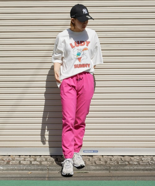 RODEO CROWNS WIDE BOWL（ロデオクラウンズワイドボウル）の「LUDY RABBIT Tシャツ（Tシャツ/カットソー・レディース・オフホワイト/チャコールグレー/ダークグリーン・FREE）」の21枚目の写真