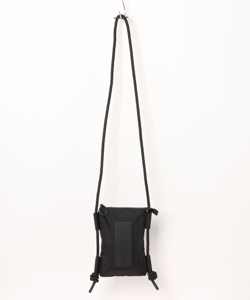 HUNTER（ハンター）の「《HUNTER》 TRAVEL RIPSTOP PHONE POUCH（ショルダーバッグ・レディース・ブラック/グリーン/ライラック/イエロー/ホワイト系その他/ホワイト/ベージュ/ブラック×ピンク/ブラウン/ライトグリーン/ピンク/ブラック×ブラック/ブラック系その他/ダークパープル・FREE）」の5枚目の写真