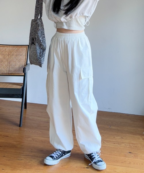 EPIMI E'PIMMY（エピミエピミー）の「メンズライクカーゴパンツ（カーゴパンツ・レディース・カーキ/ブラック/ブルー/オフホワイト/グレー・MEDIUM）」の2枚目の写真