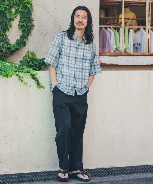 URBAN RESEARCH Sonny Label(アーバンリサーチサニーレーベル)の「メッシュパナマプリントショートスリーブシャツ(シャツ/ブラウス・メンズ・ネイビー/パープル/ライトブルー/ベージュ系その他/グリーン系その他/ブルー系その他・MEDIUM/LARGE)」の11枚目の写真