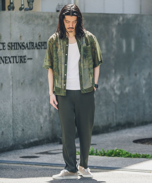 URBAN RESEARCH Sonny Label(アーバンリサーチサニーレーベル)の「メッシュパナマプリントショートスリーブシャツ(シャツ/ブラウス・メンズ・ネイビー/パープル/ライトブルー/ベージュ系その他/グリーン系その他/ブルー系その他・MEDIUM/LARGE)」の9枚目の写真