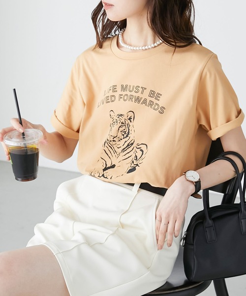 BONLECILL（ボンルシール）の「タイガーモチーフプリント 半袖ロゴTシャツ（Tシャツ/カットソー・レディース・ベージュ/イエロー/チャコールグレー/オフホワイト・FREE）」の4枚目の写真