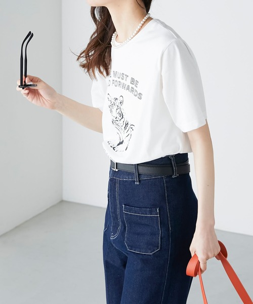 BONLECILL（ボンルシール）の「タイガーモチーフプリント 半袖ロゴTシャツ（Tシャツ/カットソー・レディース・ベージュ/イエロー/チャコールグレー/オフホワイト・FREE）」の7枚目の写真