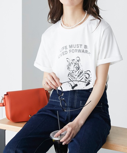 BONLECILL（ボンルシール）の「タイガーモチーフプリント 半袖ロゴTシャツ（Tシャツ/カットソー・レディース・ベージュ/イエロー/チャコールグレー/オフホワイト・FREE）」の12枚目の写真