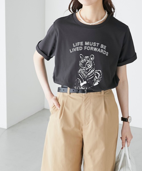 BONLECILL（ボンルシール）の「タイガーモチーフプリント 半袖ロゴTシャツ（Tシャツ/カットソー・レディース・ベージュ/イエロー/チャコールグレー/オフホワイト・FREE）」の16枚目の写真
