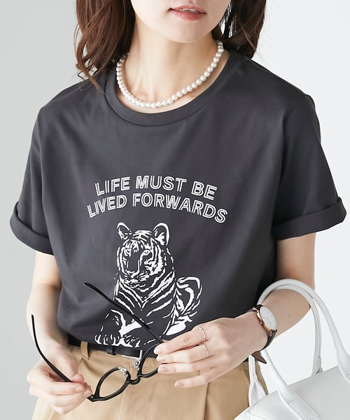 BONLECILL（ボンルシール）の「タイガーモチーフプリント 半袖ロゴTシャツ（Tシャツ/カットソー・レディース・ベージュ/イエロー/チャコールグレー/オフホワイト・FREE）」の13枚目の写真