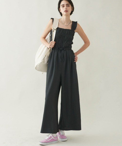 Unitage（ユニテージ）の「シャーリングオールインワン（サロペット/オーバーオール・レディース・チャコールグレー/ブルー・FREE）」の13枚目の写真