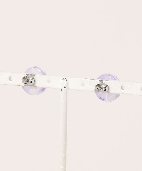 tone(トーン)の「【sawa】クラッシュピアス(サークル)(MA)(ピアス(両耳用)・レディース・ターコイズブルー/ラベンダー・FREE)」の4枚目の写真