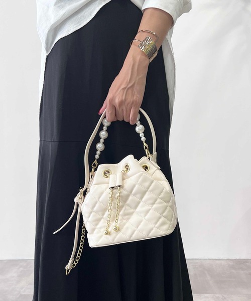 PICCIN(ピッチン)の「キルティングチェーンバッグ(ショルダーバッグ・レディース・グリーン/ブラック/アイボリー・FREE)」の2枚目の写真