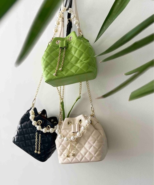 PICCIN(ピッチン)の「キルティングチェーンバッグ(ショルダーバッグ・レディース・グリーン/ブラック/アイボリー・FREE)」の11枚目の写真