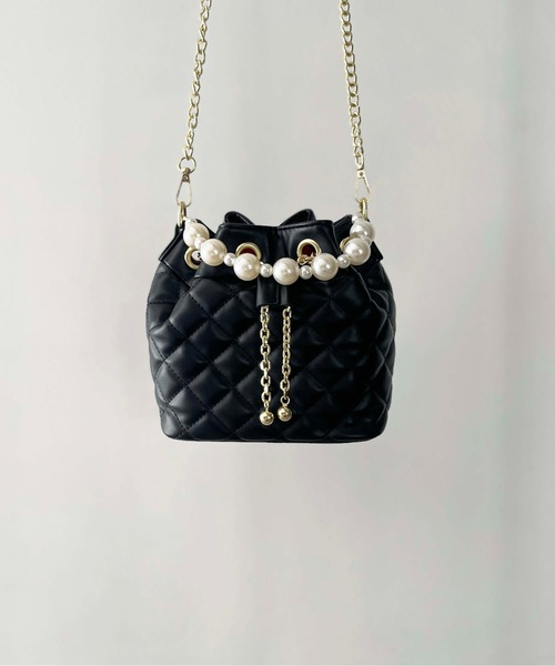 PICCIN(ピッチン)の「キルティングチェーンバッグ(ショルダーバッグ・レディース・グリーン/ブラック/アイボリー・FREE)」の9枚目の写真