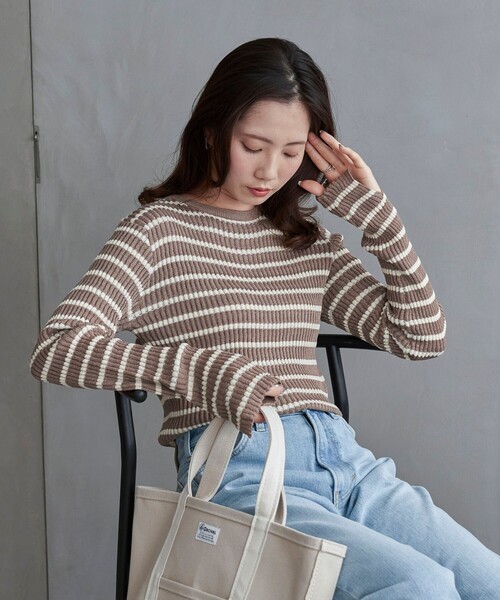 FREAK'S STORE(フリークスストア)の「限定展開 ボーダー カラー タックリブ ニットプルオーバー(ニット/セーター・レディース・ブルー/ナチュラル/ブラック/ベージュ/オレンジ/モカ/ピンク/グリーン・フリ-)」の15枚目の写真