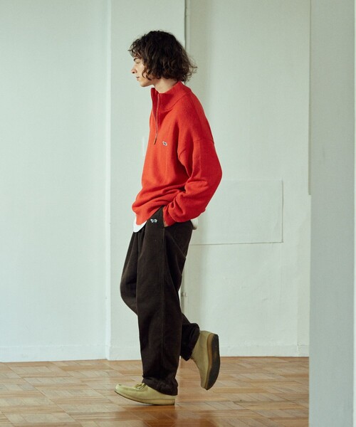 TOWNCRAFT（タウンクラフト）の「TOWN CRAFT/タウンクラフト 別注 リラックスフィット ハーフジップニット/ハーフジップ/ワンポイントロゴ/アクリルニット/ビックシルエット（ニット/セーター・メンズ・ベージュ/ブラック/サックスブルー/オレンジ/グリーン・MEDIUM/LARGE）」の20枚目の写真