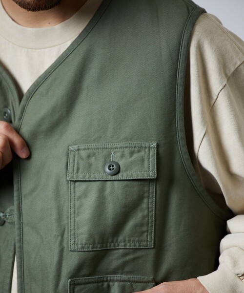 GUNG HO(ガンホー)の「GUNG HO/ガンホー 別注 リバーシブル ボアベスト/ワークベスト/ミリタリーベスト(ベスト・メンズ・オリーブ/ブラック・LARGE/MEDIUM)」の4枚目の写真