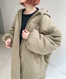 フード付きボリュームコート