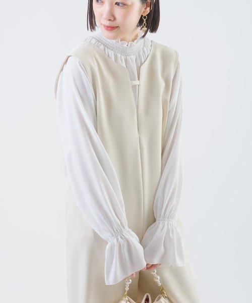 PICCIN(ピッチン)の「フリルネックジョーゼットブラウス(シャツ/ブラウス・レディース・ネイビー/オフホワイト・M)」の13枚目の写真