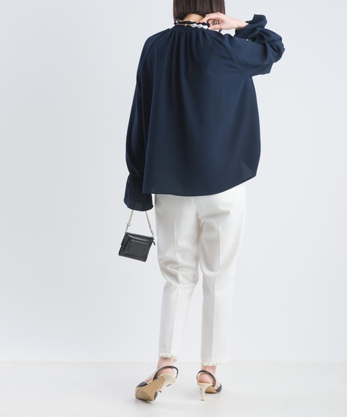 PICCIN(ピッチン)の「フリルネックジョーゼットブラウス(シャツ/ブラウス・レディース・ネイビー/オフホワイト・M)」の18枚目の写真