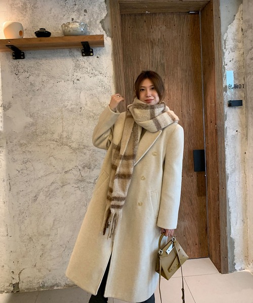 meJane（ミージェーン）の「モヘアライクチェックストール（ストール/ショール・レディース・ダークグリーン系/アイボリー系・FREE）」の8枚目の写真