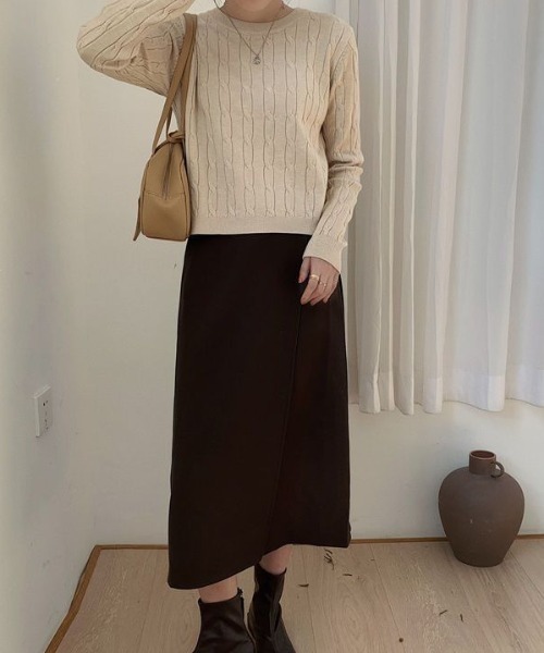 a lot of love(ア ロット オブ ラブ)の「ケーブル編みスマートニット(ニット/セーター・レディース・ホワイト/ネイビー/ベージュ・FREE)」の8枚目の写真