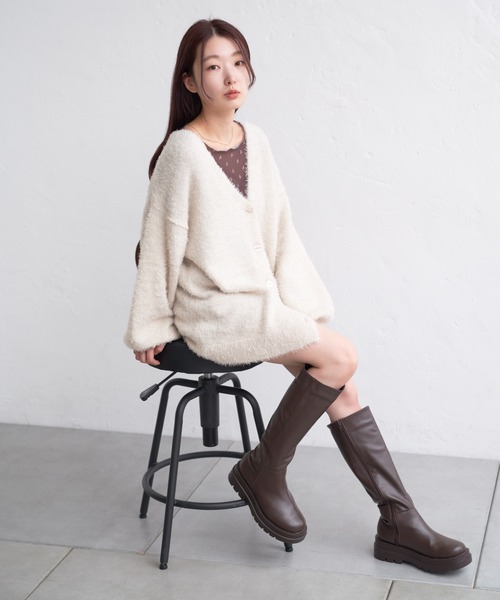 Kastane(カスタネ)の「【新色追加/S.Lサイズ展開】ラメシャギーカーディガン(カーディガン/ボレロ・レディース・オレンジ/サックスブルー/チャコールグレー/アイボリー/ライム・L/S)」の14枚目の写真