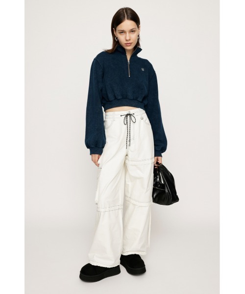 SLY(スライ)の「POINT LOGO CROP SW ポイント ロゴ クロップ スウェット ハーフジップ(スウェット・レディース・ネイビー/ホワイト/ブラック/バーガンディー・FREE)」の17枚目の写真