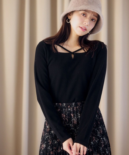 mysty woman(ミスティウーマン)の「起毛テレコストリングプルオーバー 988331(Tシャツ/カットソー・レディース・ブラック/アイボリー・FREE)」の2枚目の写真