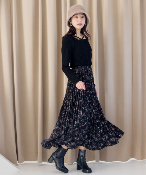 mysty woman(ミスティウーマン)の「起毛テレコストリングプルオーバー 988331(Tシャツ/カットソー・レディース・ブラック/アイボリー・FREE)」の5枚目の写真