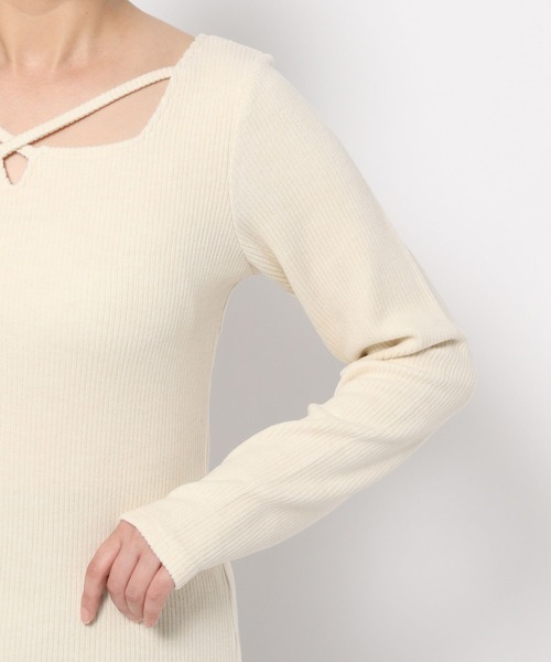 mysty woman(ミスティウーマン)の「起毛テレコストリングプルオーバー 988331(Tシャツ/カットソー・レディース・ブラック/アイボリー・FREE)」の11枚目の写真