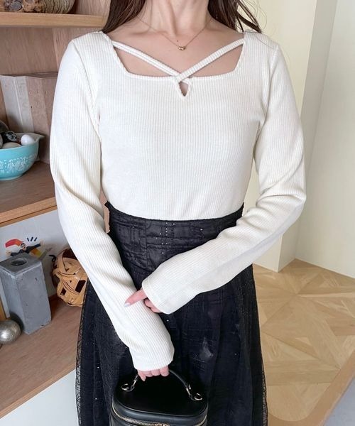 mysty woman(ミスティウーマン)の「起毛テレコストリングプルオーバー 988331(Tシャツ/カットソー・レディース・ブラック/アイボリー・FREE)」の16枚目の写真