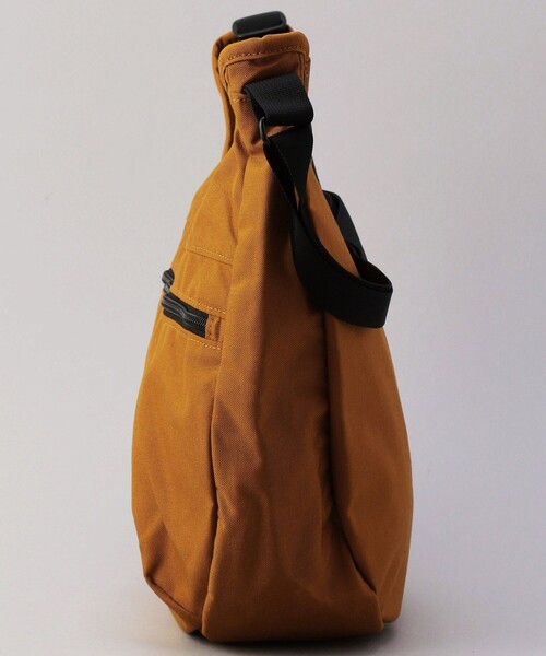 FREAK'S STORE(フリークスストア)の「限定展開 KELTY/ケルティ HALF MOON SHOULDER BAG / ハーフムーンショルダーバッグ / ナイロン バッグ(ショルダーバッグ・メンズ・ブラウン/ブラック/オリーブ/ベージュ・フリ-)」の5枚目の写真