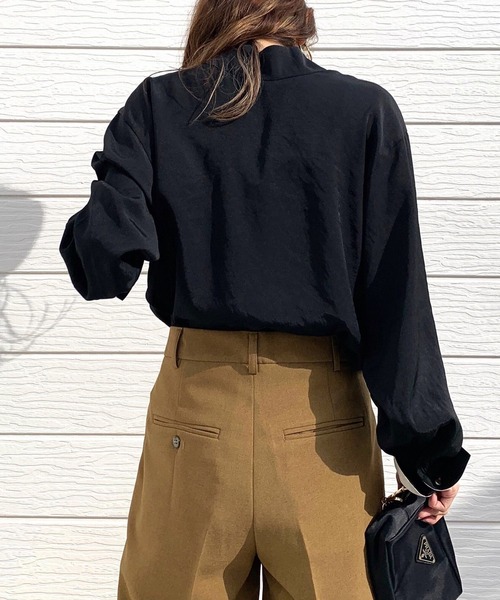 Q(キュー)の「ブライトツイルボウタイブラウス(シャツ/ブラウス・レディース・アイボリー/ブラック・MEDIUM)」の8枚目の写真